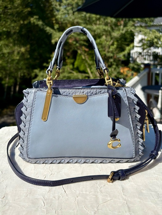 Coach Handbags - COACH Whipstitch Dreamer 21 In Blue Colorblock Leather 75697